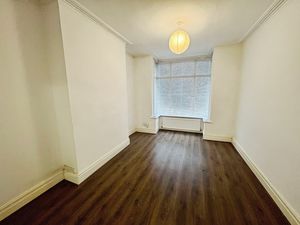 Lounge- click for photo gallery